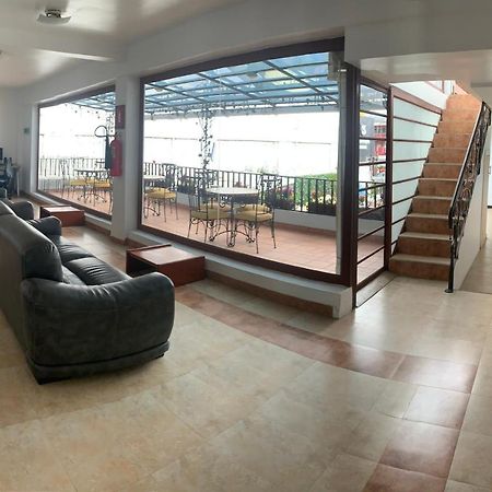 Hotel Shalom Riobamba Eksteriør bilde