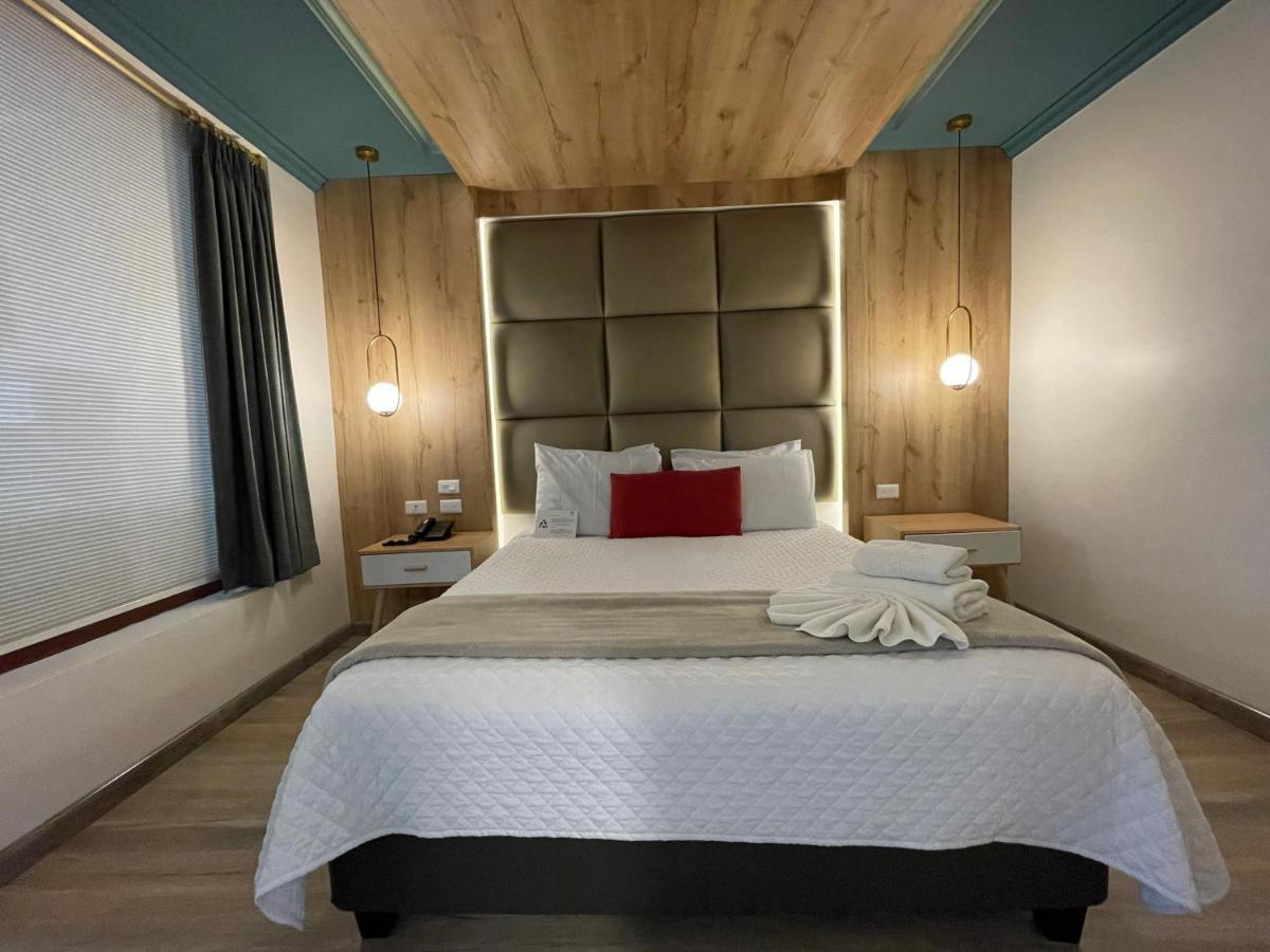 Hotel Shalom Riobamba Eksteriør bilde