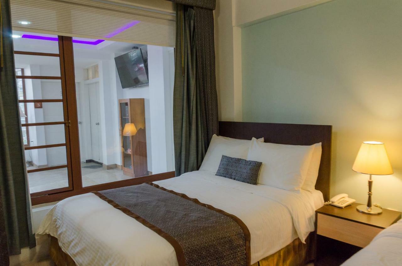Hotel Shalom Riobamba Eksteriør bilde