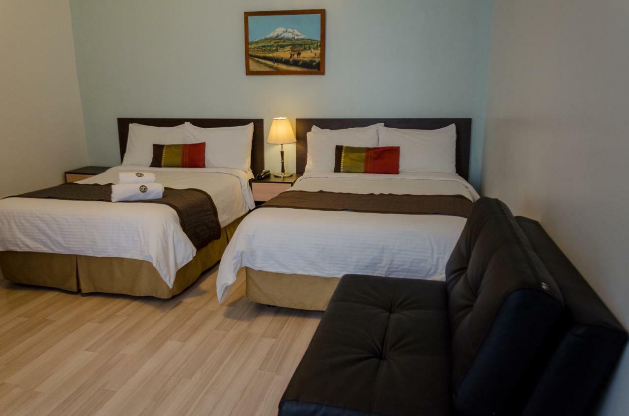Hotel Shalom Riobamba Eksteriør bilde