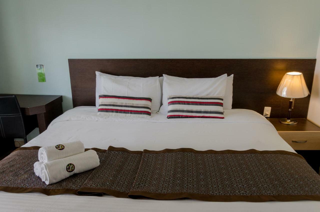 Hotel Shalom Riobamba Eksteriør bilde