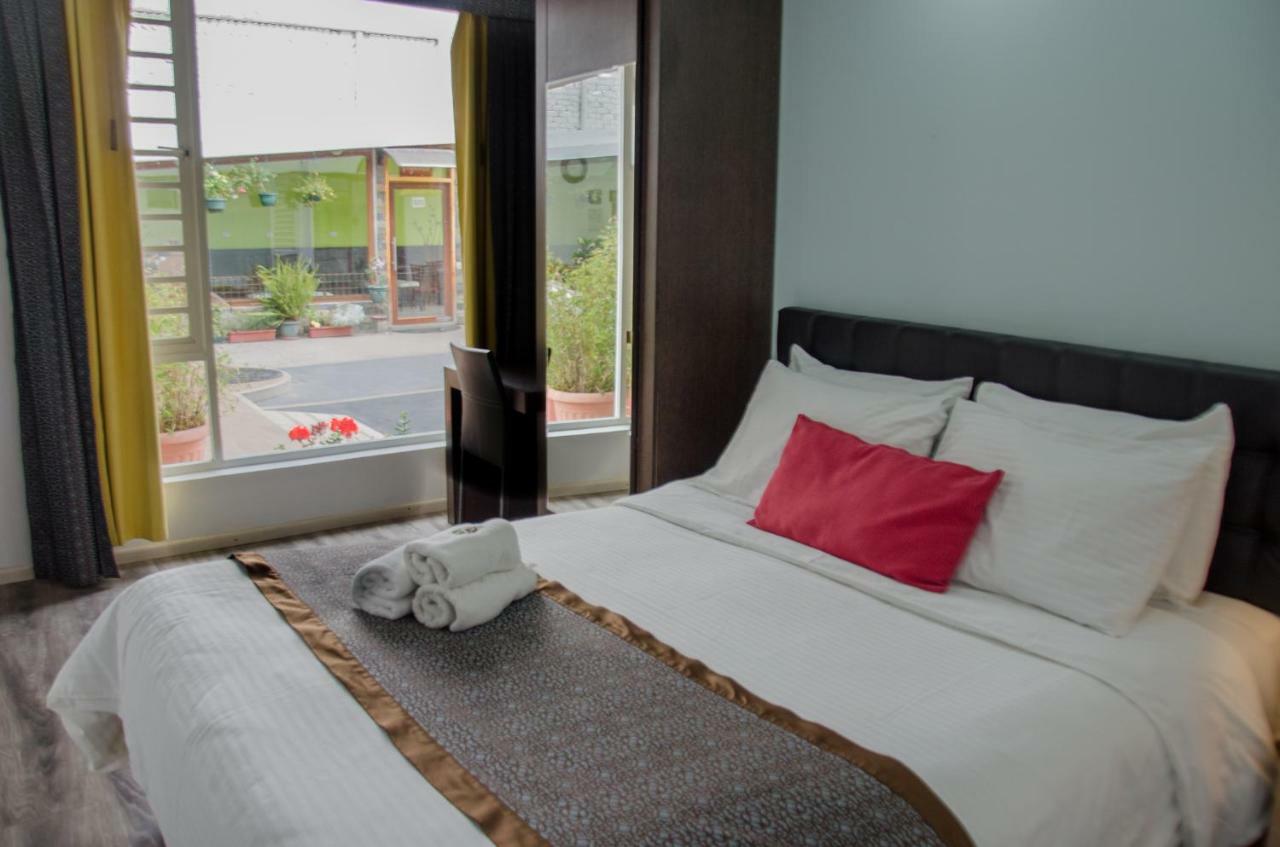 Hotel Shalom Riobamba Eksteriør bilde